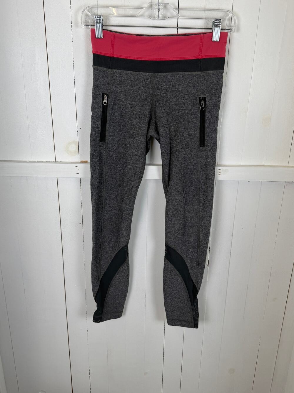 Lululemon Gray Pink Cropped Leggings Size 4 Nylon